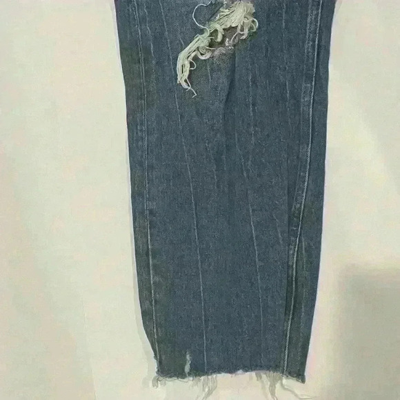 Abercrombie & Fitch High Rise Mom Jean Plus Size 37/24 - Picture 2 of 5